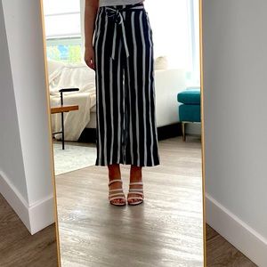 Aritzia wide leg pants